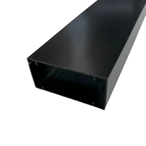 Tubo retangular com friso 76,2 x 38,10 x 1,25mm - 6 metros